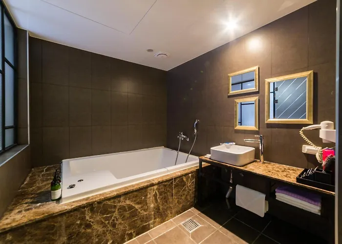 2 Heaven Songdo Hotel